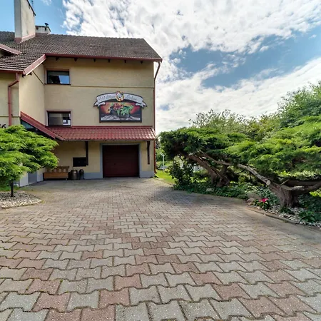 Апартаменты W Starym Sadzie By Interhome *