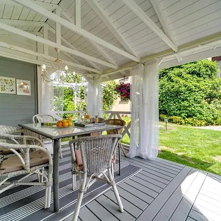 Апартаменты W Starym Sadzie By Interhome