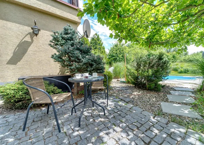 W Starym Sadzie By Interhome 公寓 *